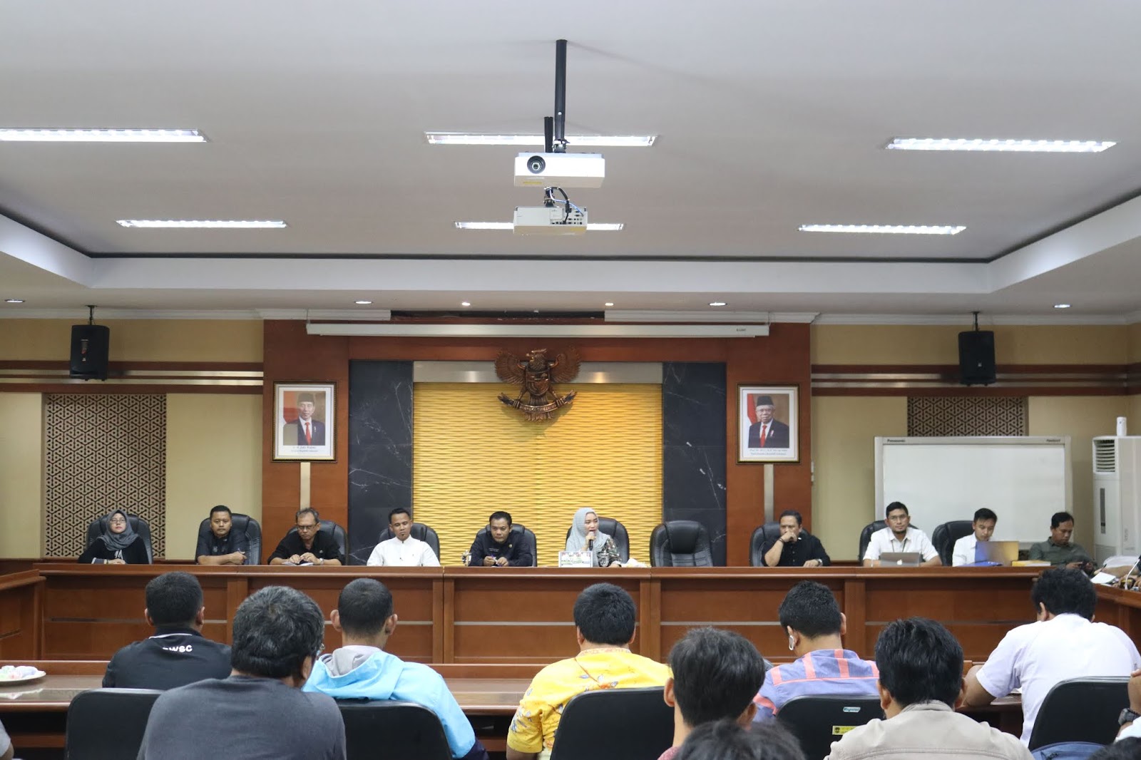 Warga BKR Tolak Pemukimannya Jadi Lintasan Sutet