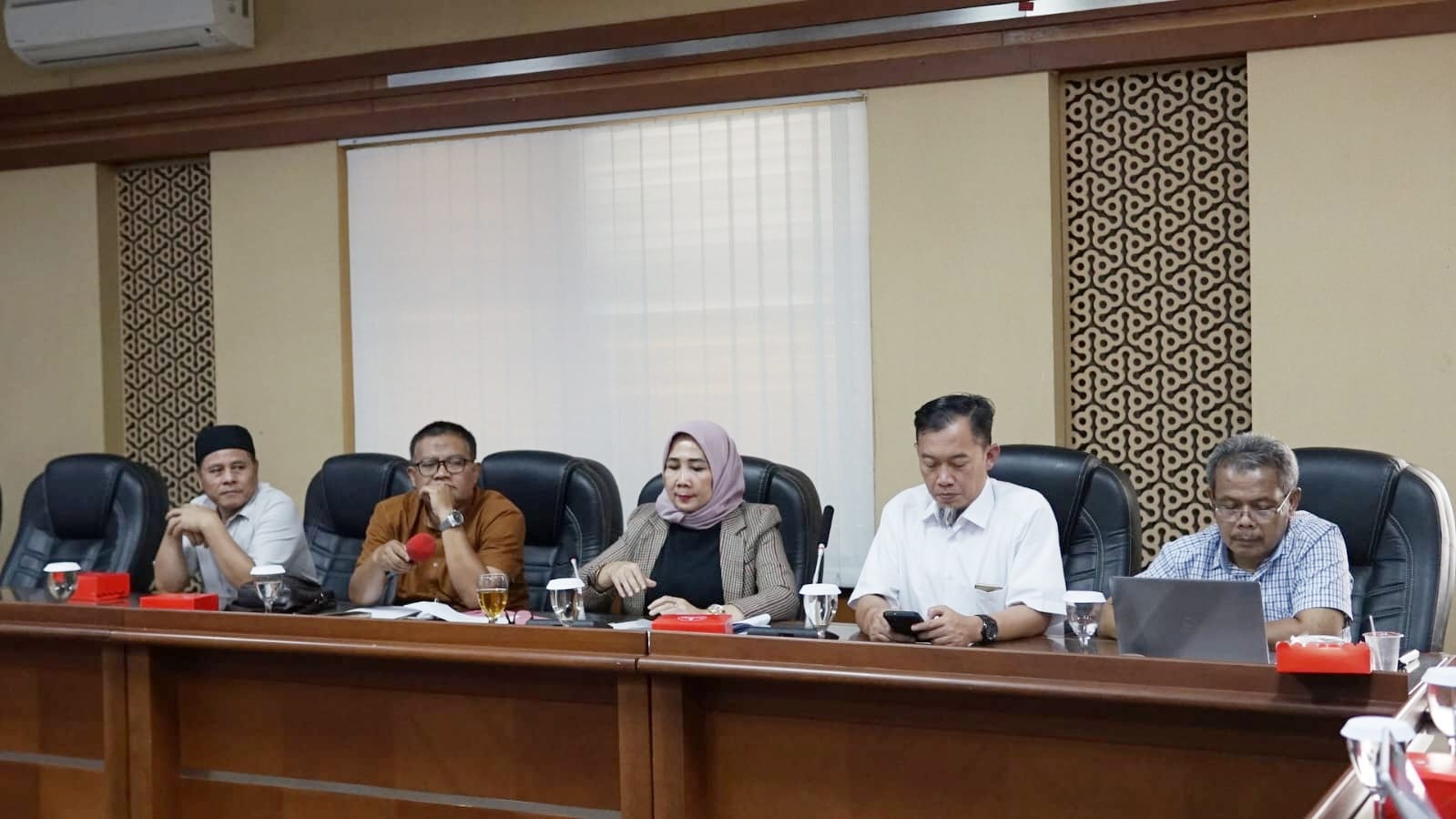Pansus DPRD dan Pemkab Purwakarta Awali Pembahasan Raperda RPJPD Kabupaten Purwakarta Tahun 2025-2045