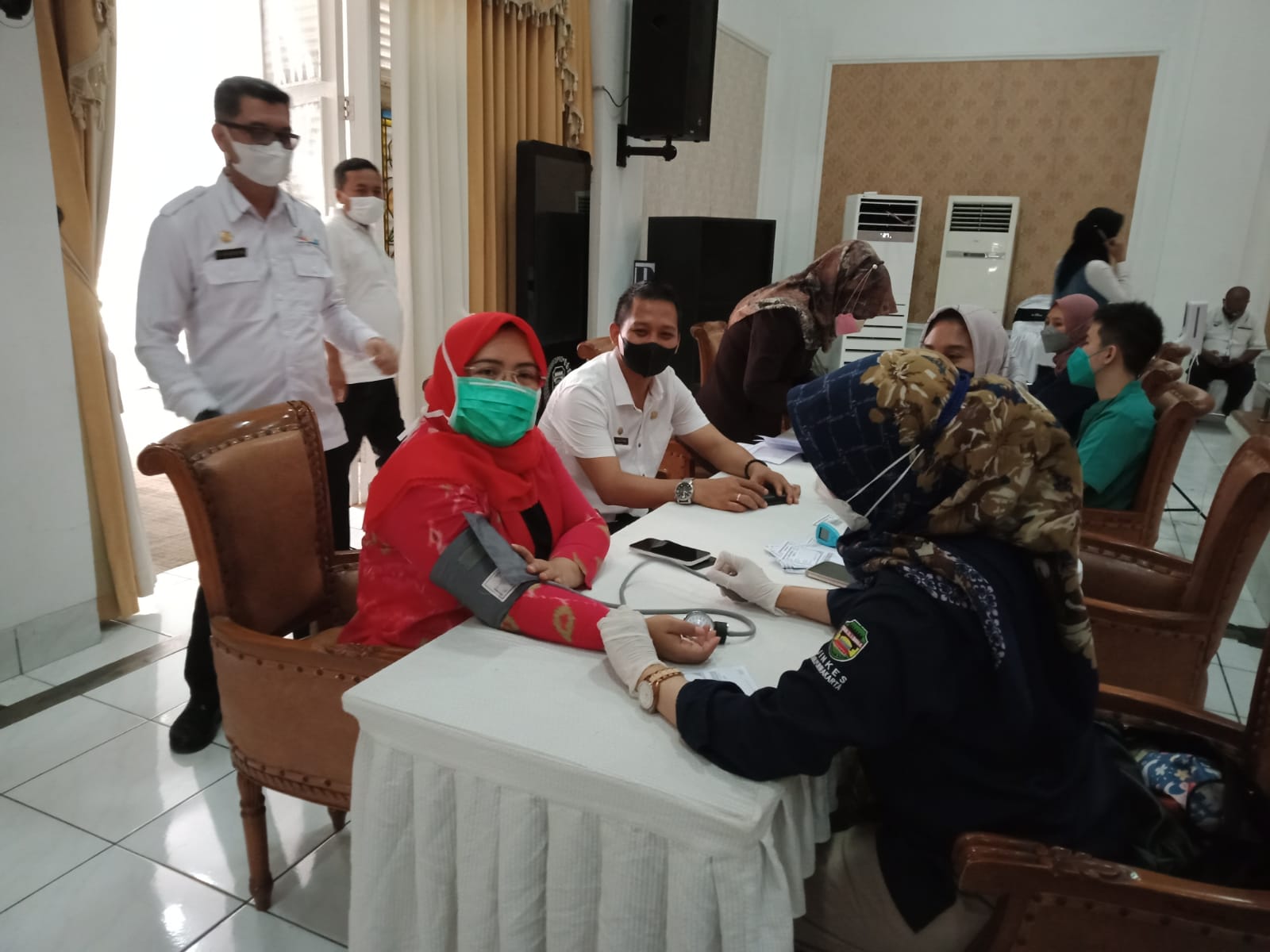 Sekretariat DPRD Purwakarta Laksanakan Vaksinasi Booster untuk Anggota DPRD dan Pegawai Setwan