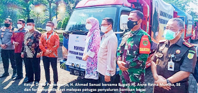 Ketua DPRD Purwakarta Hadiri Kegiatan Launching Penyaluran BST dan Beras