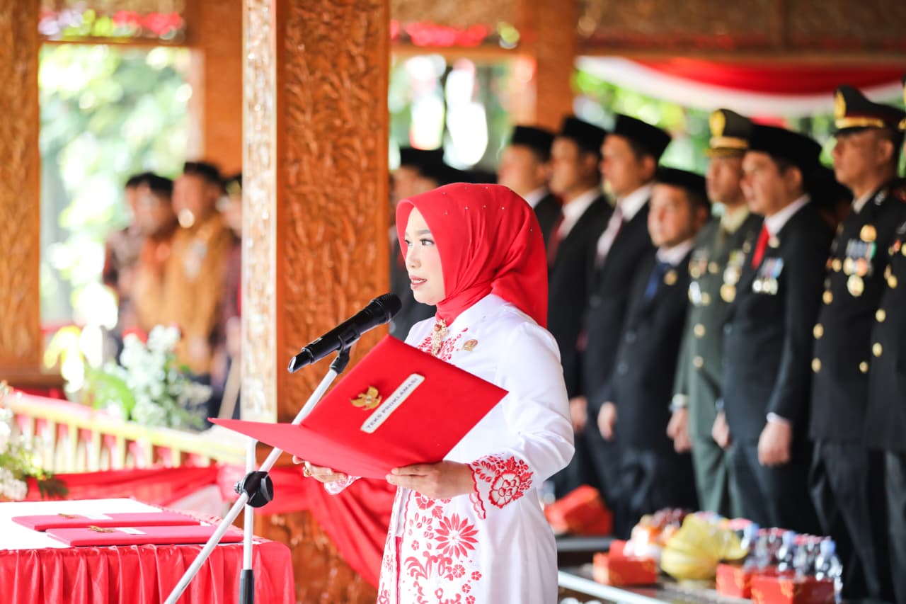 Sejak Pagi Hingga Sore; Pimpinan DPRD dan Sekretariat DPRD Meriahkan Peringatan HUT RI ke-80 dengan Penuh Semangat