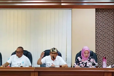 Ketua DPRD Purwakarta Marah Besar Kepada TAPD : Kalau Tidak Bisa Melaksanakan Tugas, Mundur !