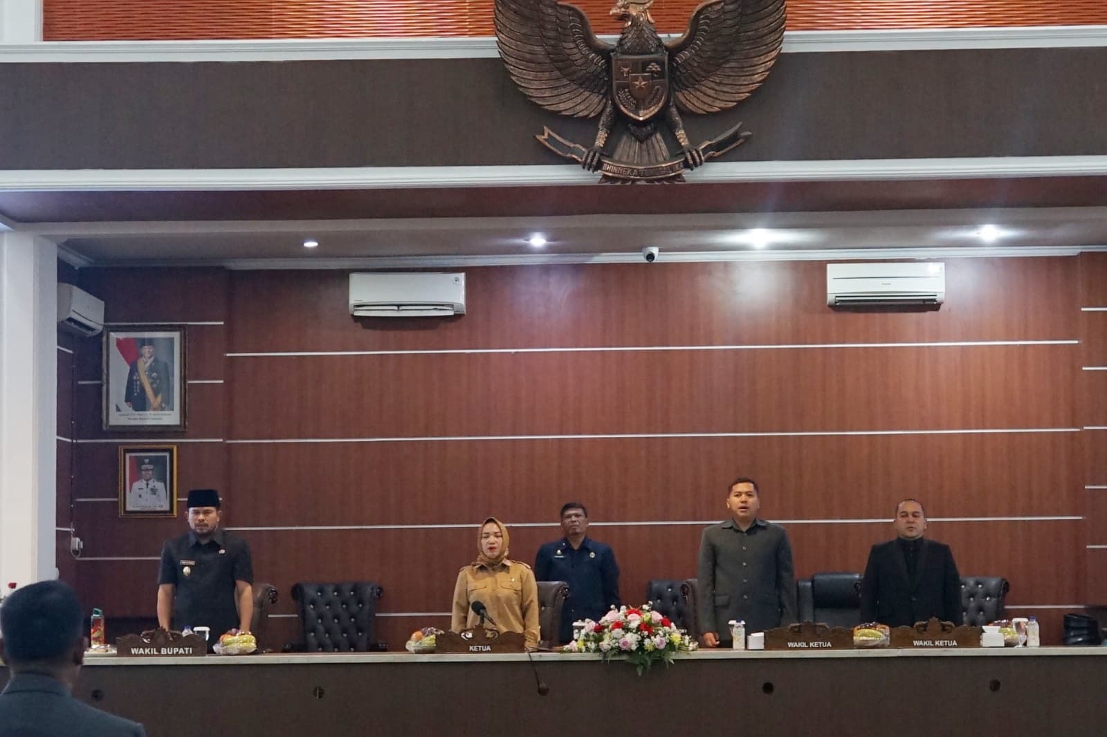 Rapat Paripurna Tingkat II; DPRD Purwakarta Bersama Bupati Setuju Empat Raperda Ditetapkan Menjadi Perda