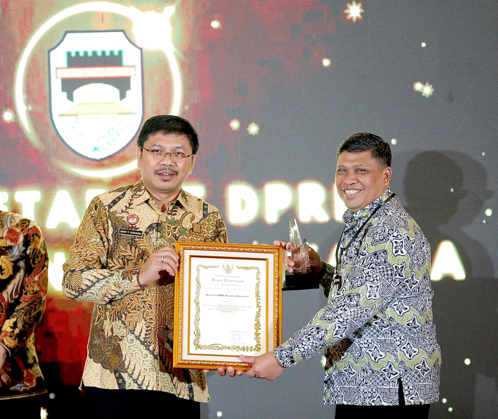 Sekretariat DPRD Purwakarta Meraih Penghargaan JDIH dari Kemenkum RI