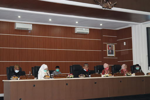 Paripurna DPRD Purwakarta Tentang  Raperda RAPBD Perubahan TA 2020