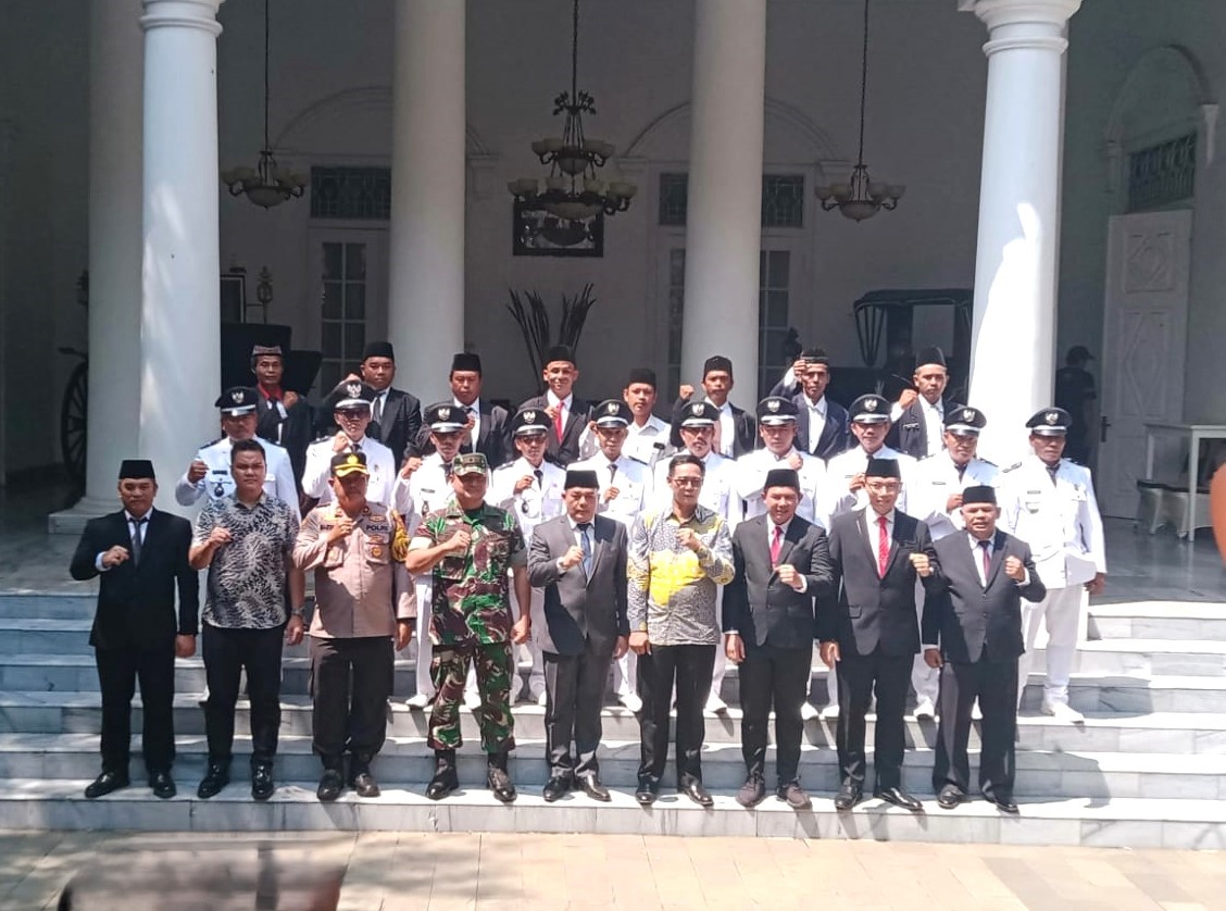 Ketua Fraksi Partai Gerindra DPRD Purwakarta Teddy Nandung Berharap Para Kades Terus Berinovasi dengan Diperpanjangnya Masa Jabatan Menjadi 8 Tahun