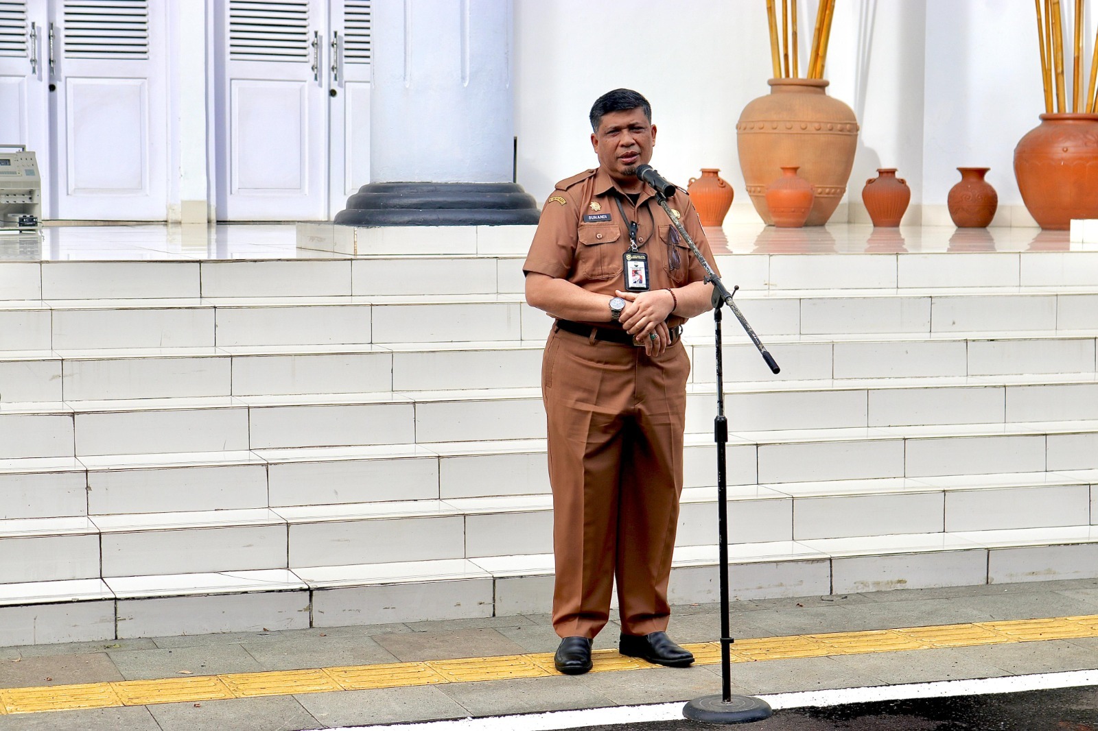 Sekwan Purwakarta Berpesan Kepada Pegawainya; Sebagai ASN Kita Tetap Bekerja Saja Sesuai Aturan