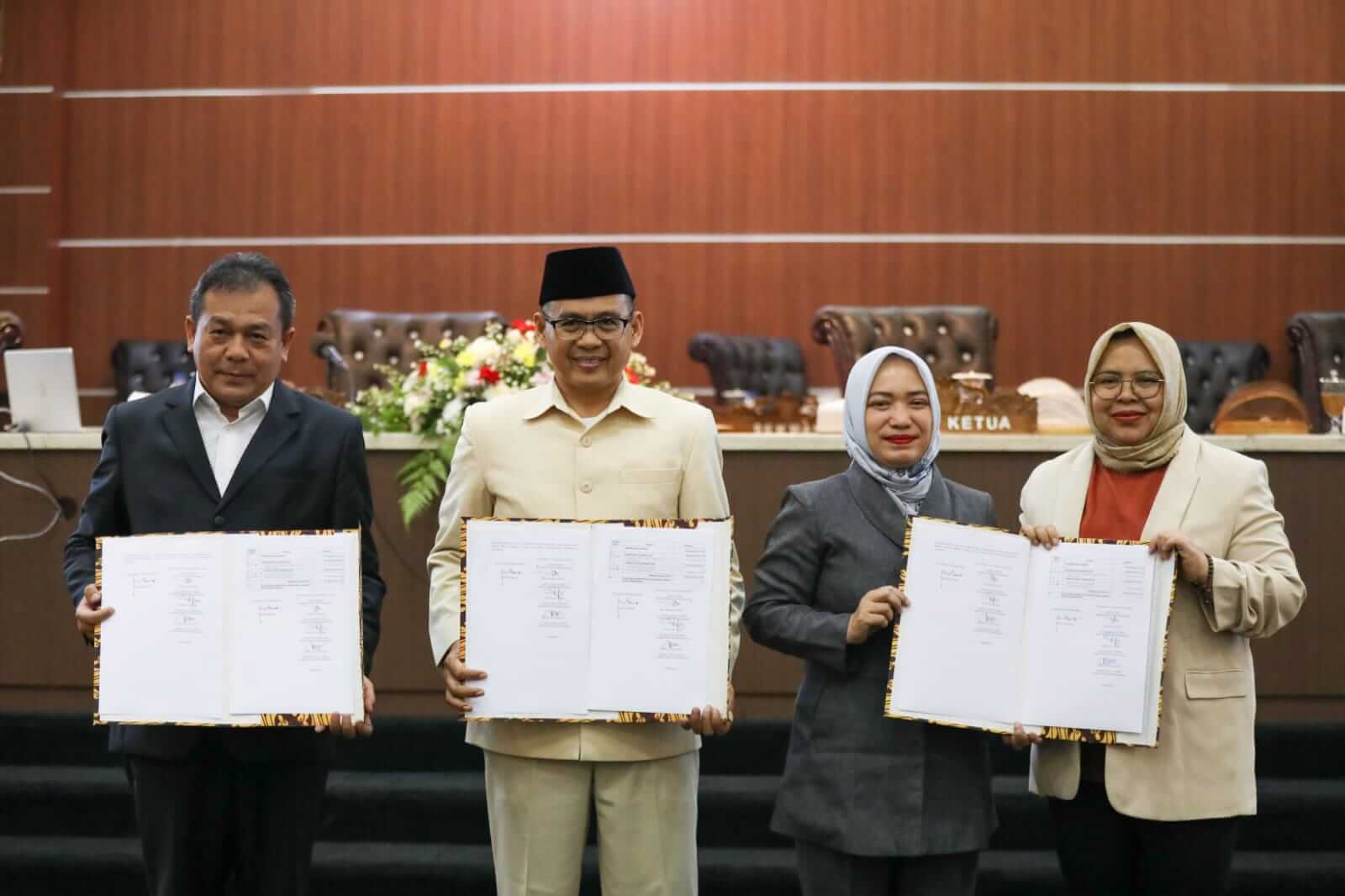DPRD Purwakarta dan Pemkab Sepakat Raperda APBD Perubahan TA 2023 Disahkan Jadi Perda