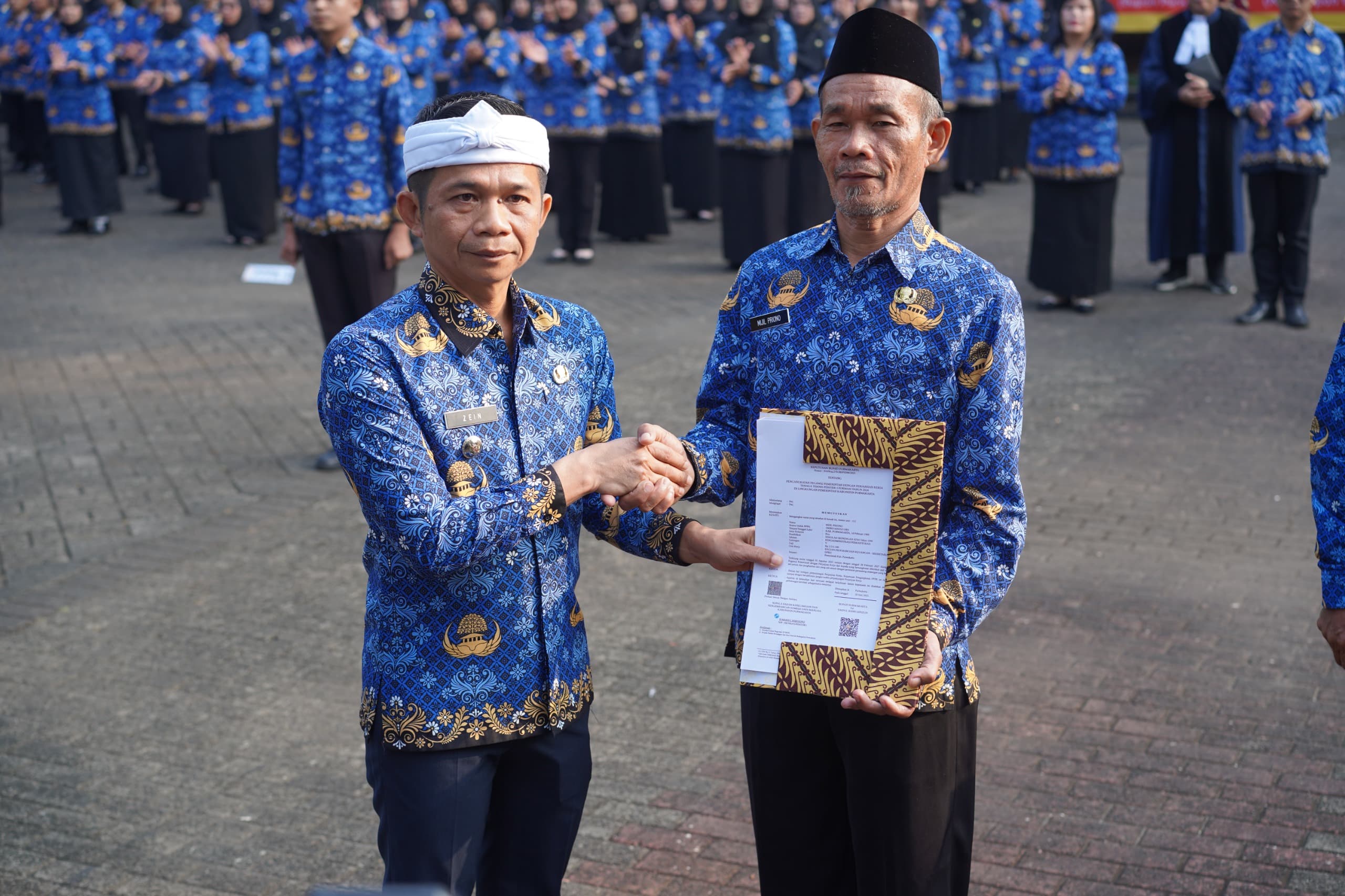 Pegawai Sekretariat DPRD Dilantik PPPK, Sekwan hadiri Pelantikan