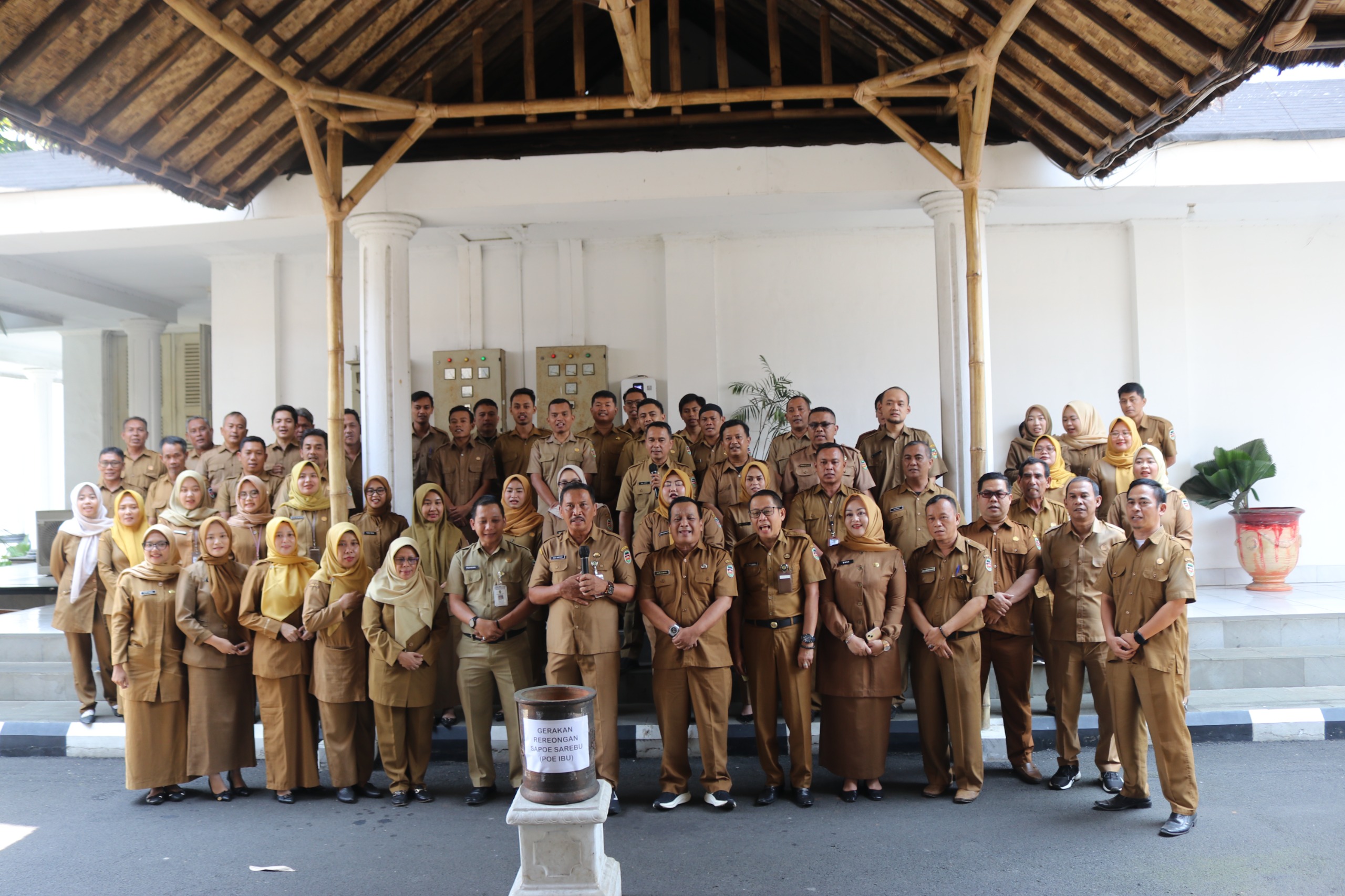 Sekretariat DPRD Purwakarta Menindaklanjuti Sekaligus Melaunching SE Gubernur Jabar Tentang Gerakan Poe Ibu