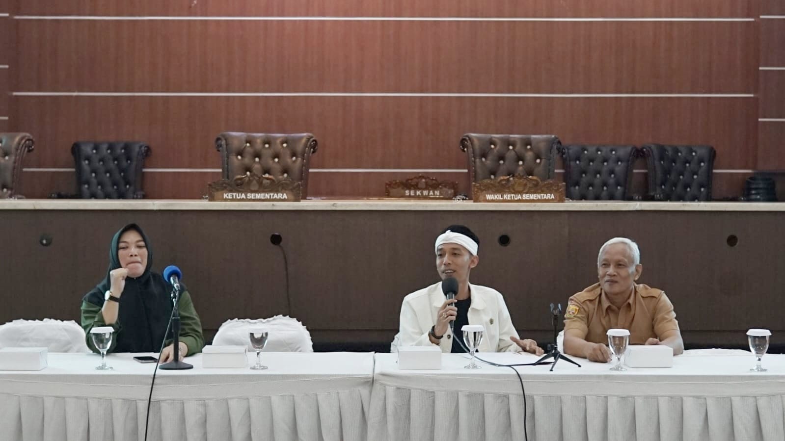 Sebanyak 367 Siswa SMPN 3 Purwakarta Mengadakan Kunjungan Outing Class ke DPRD