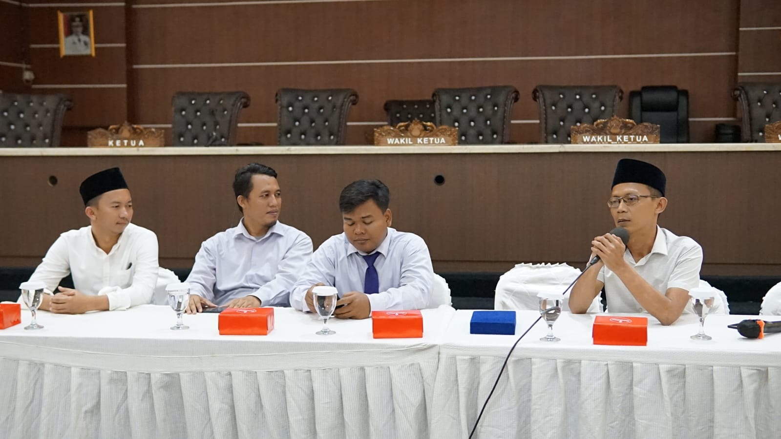 Komisi IV DPRD Menerima Siswa-siswi Outing Class SMPS 2 AL Muhajirin Islamic Fullday School