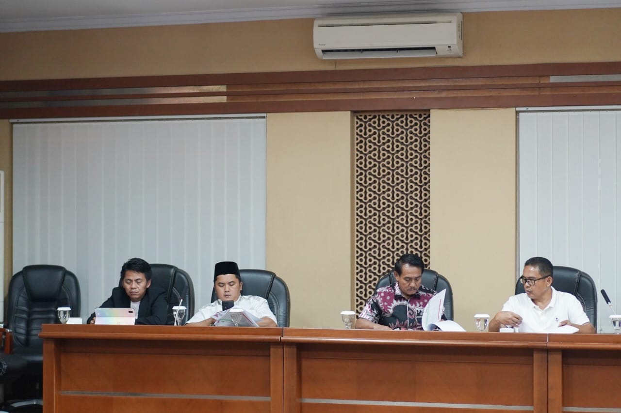 Banggar DPRD Purwakarta Menuding Dinsos Tidak Punya Nyali Mengajukan Anggaran Untuk Rakyat