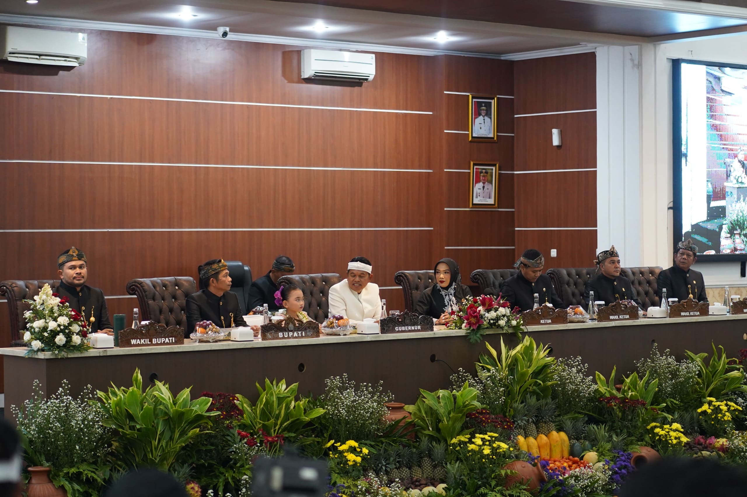 Ketua DPRD Purwakarta Pimpin Rapat Paripurna Hari Jadi Purwakarta Tahun 2025 Dihadiri Gubernur Jabar KDM